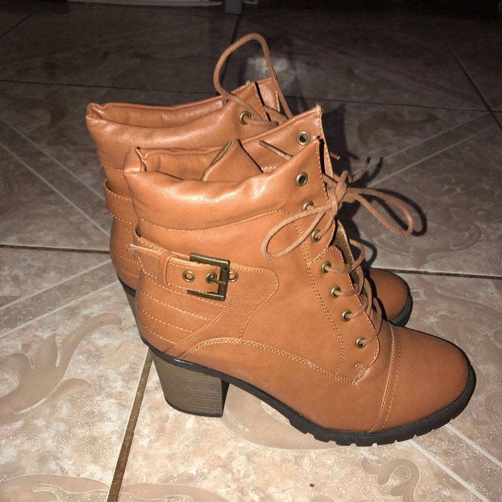 Ankle booties